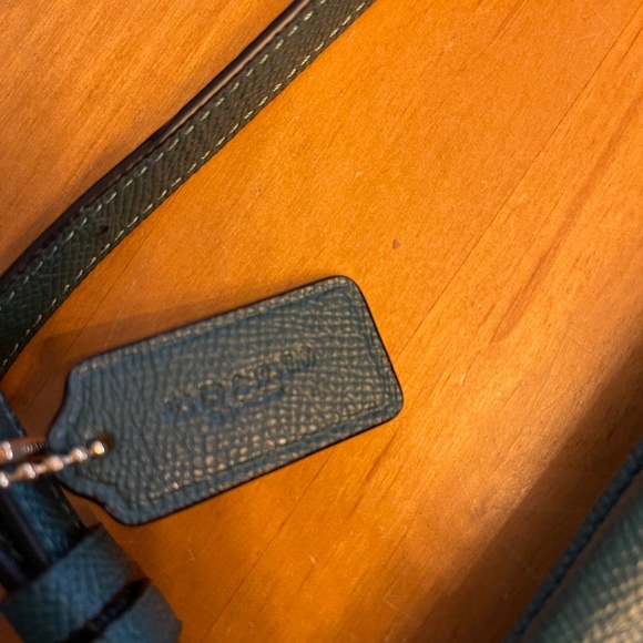 Coach Leather Green Crossbody with Wallet - Picture 9 of 10